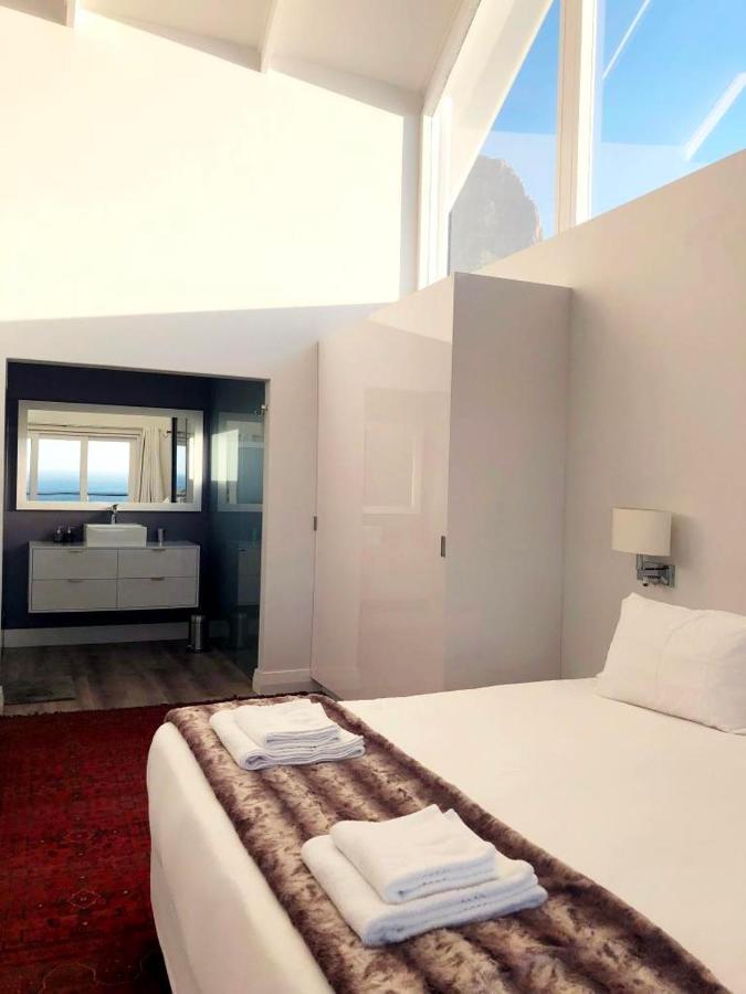 케이프타운 Bright Camps Bay Loft With Stunning Views And Shared Pool 아파트 외부 사진